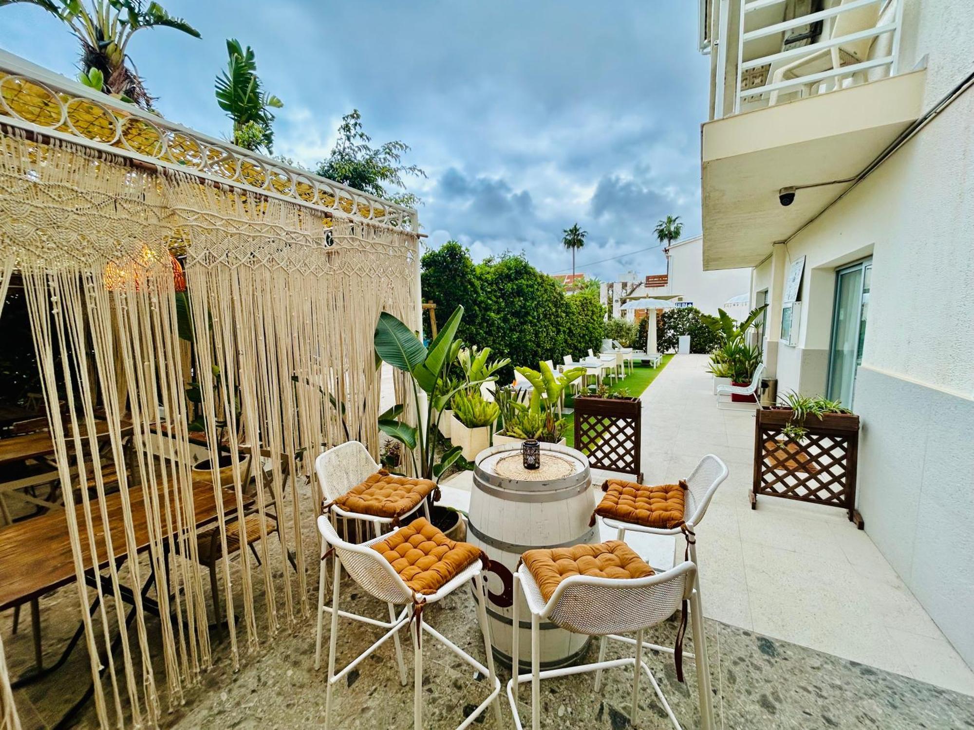 Hotel Boutique Villamor - Only Adults Denia Bagian luar foto